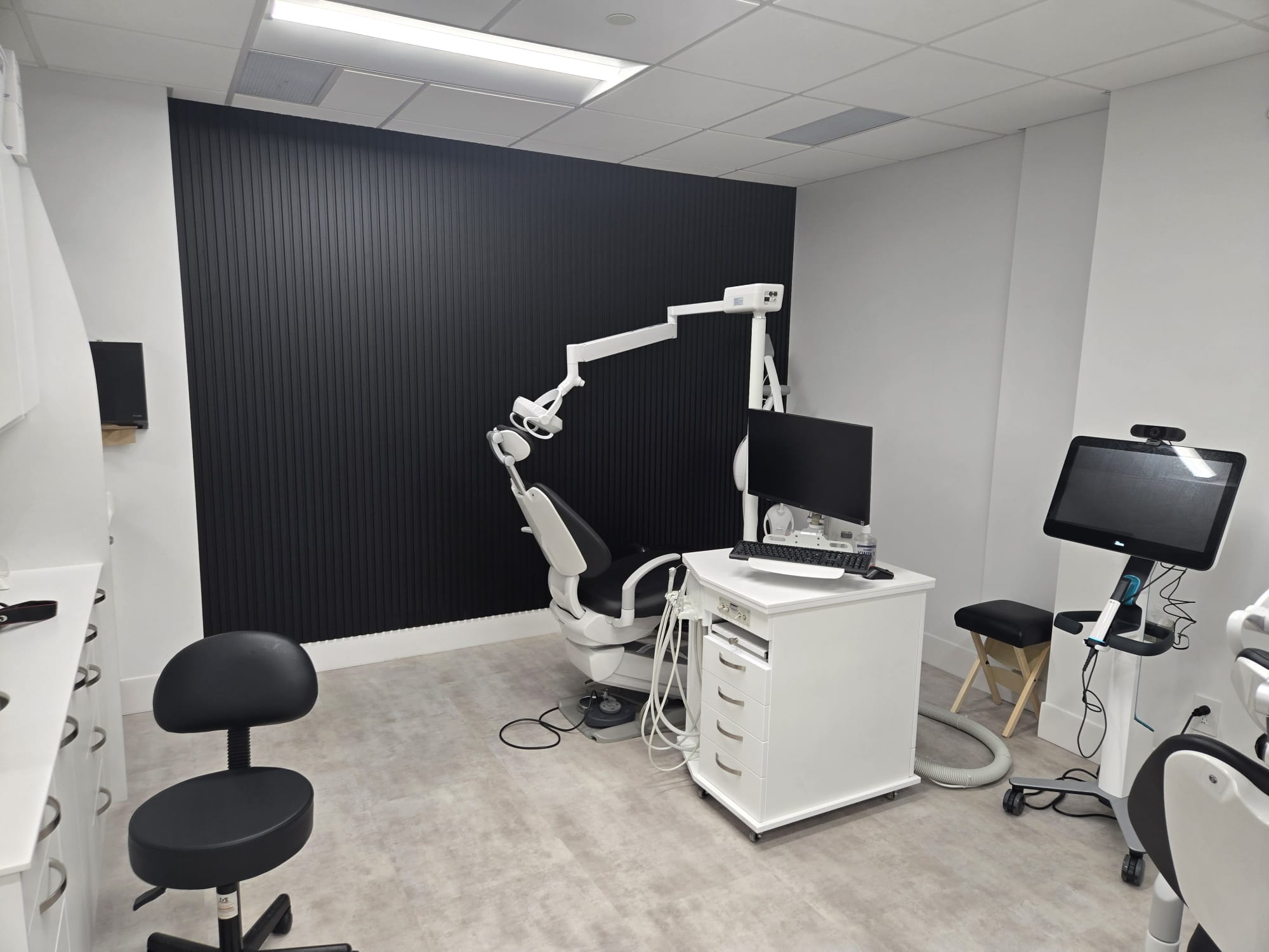 Treatment bay left side at Vivid Smiles Orthodontics